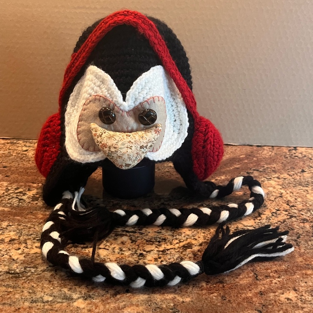 American Rag Penguin Knit Hat - Black and Red